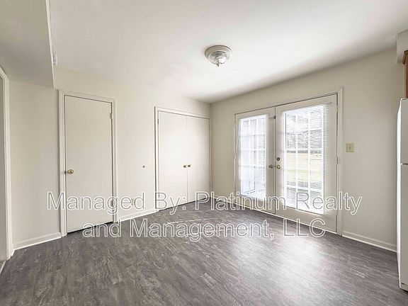 5th image of 1603-11 Minglewood Dr
