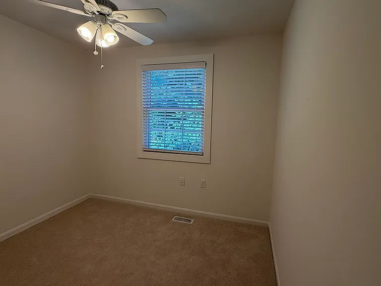 19517 White Saddle Dr — Photo 34