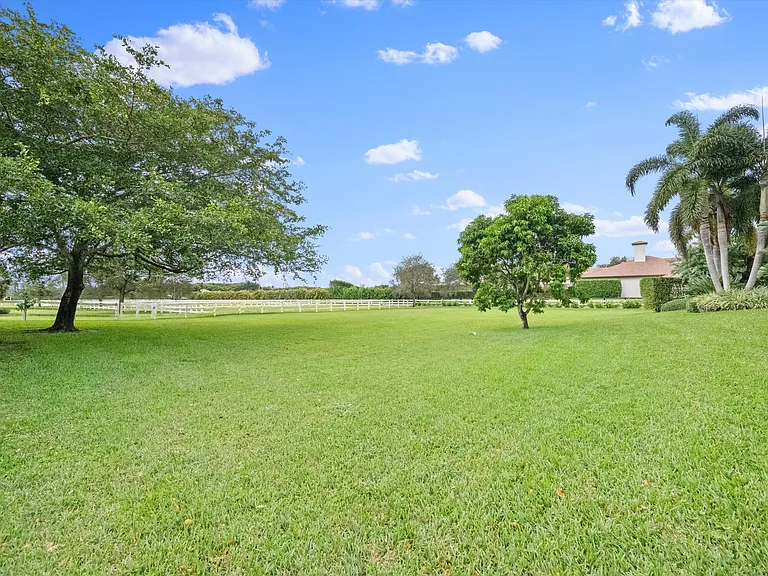 15416 Sunnyland Ln — Photo 49