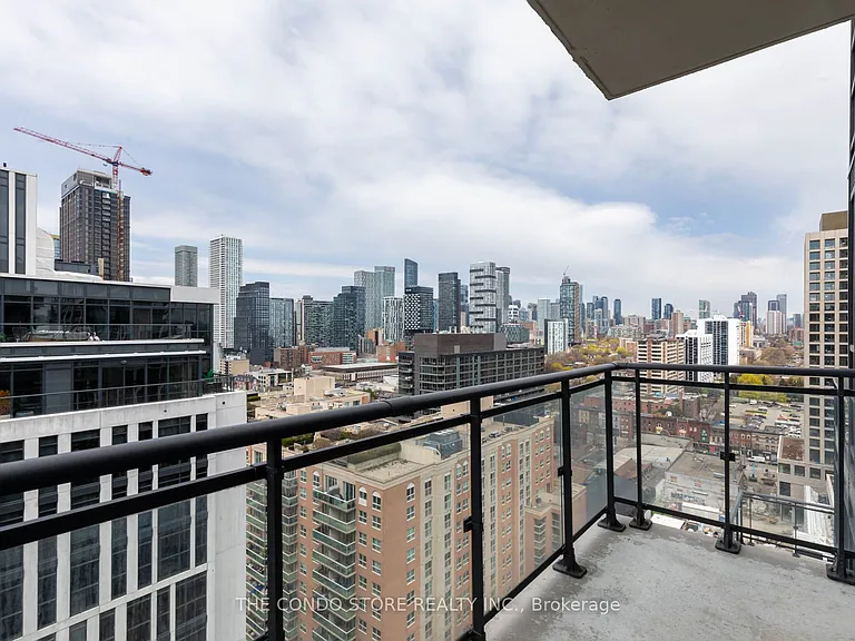 460 Adelaide St E #Penthouse 103 — Photo 26