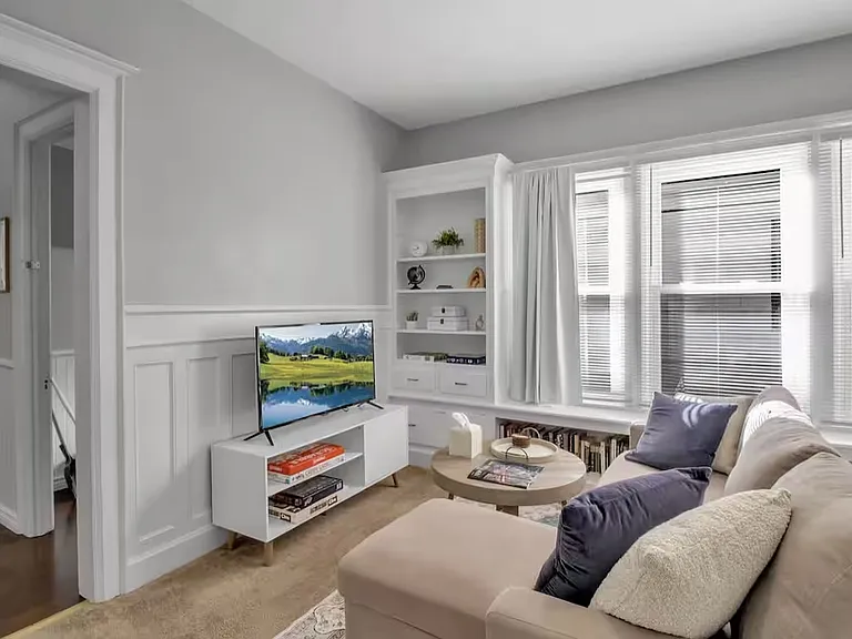 115 Claremont Ave #4 — Photo 1
