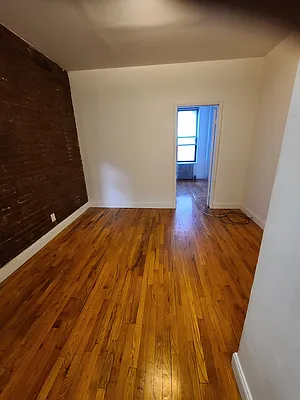 Rented by Point NYC | media 11