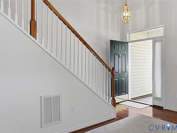 5th image of 617 Scotter Hills Ct