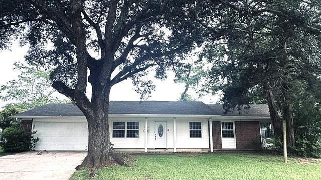 1st image of 3916 Gingerbread Rd