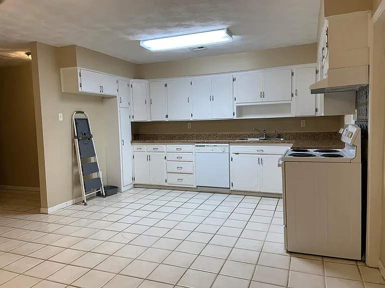 138 Doyle Dr — Photo 9