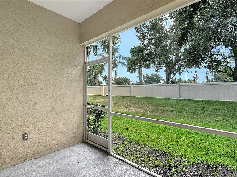 3499 Parkridge Cir — Photo 21