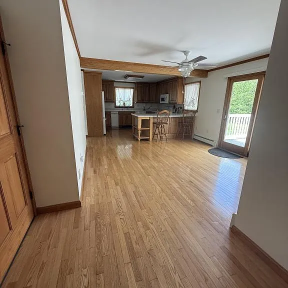 1878 Riverside Dr — Photo 6