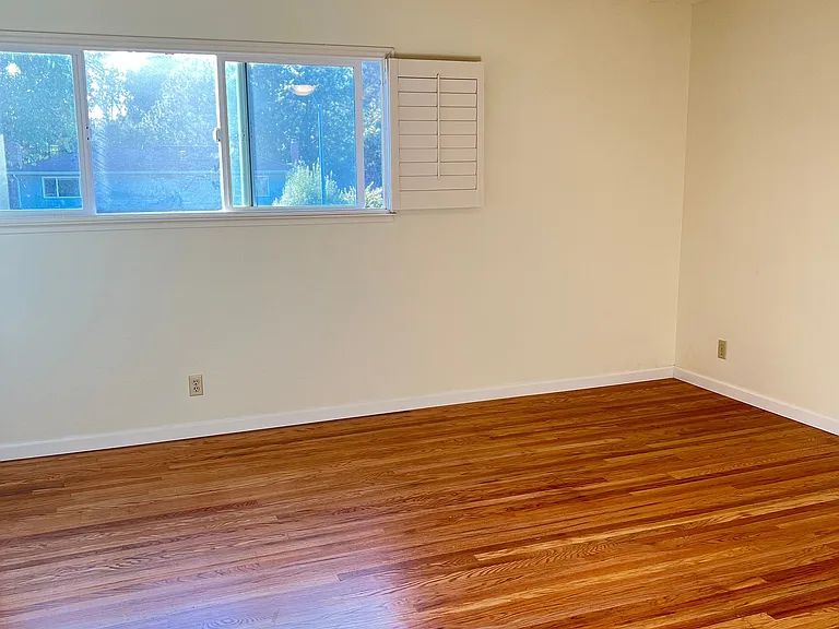 233 Calvin Pl — Photo 26