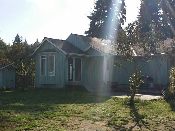 4th image of 1342 NE Sunset Way