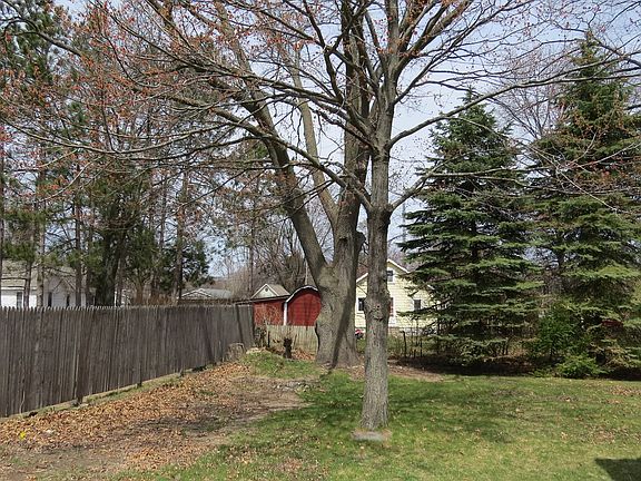 5th image of 2314 Norman Ave