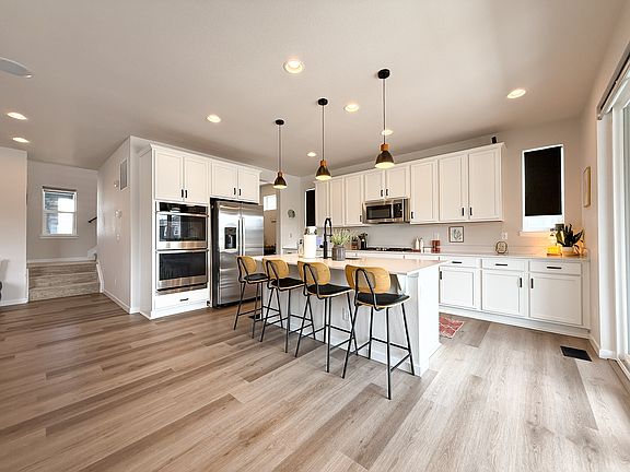 3rd image of 8484 Cokedale Dr