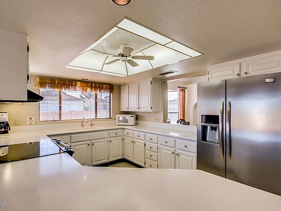5th image of 10714 E Bellflower Dr