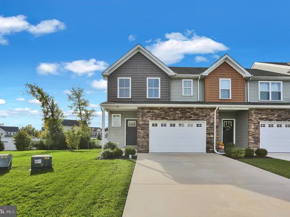 14 Hubbardton Ct, Reading, PA 19608