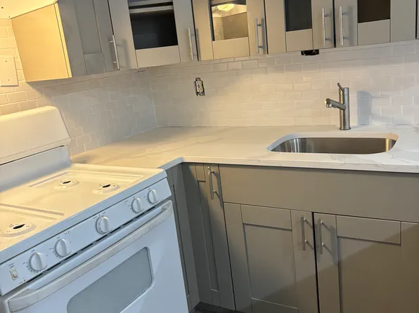 2306 3rd St, Easton, PA 18042