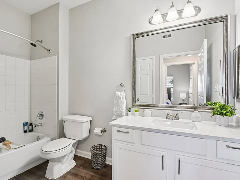 Northpoint Villas — Photo 12