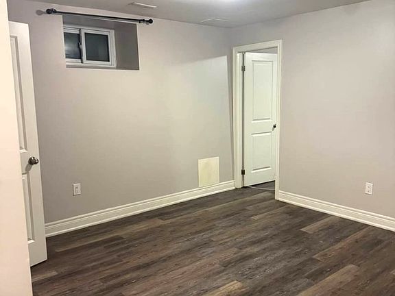 2nd image of 970 King St E #3
