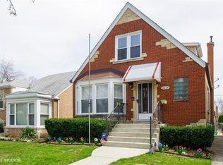 5035 N Melvina Ave, Chicago, IL 60630
