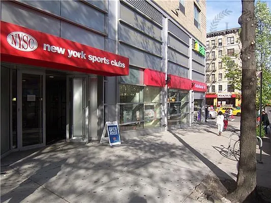 Rented by I & I New York | media 16