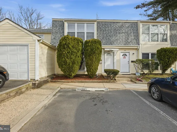 140 Downing St, Lakewood, NJ 08701