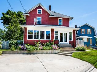 1452 Main St, Saint Joseph, MI 49085