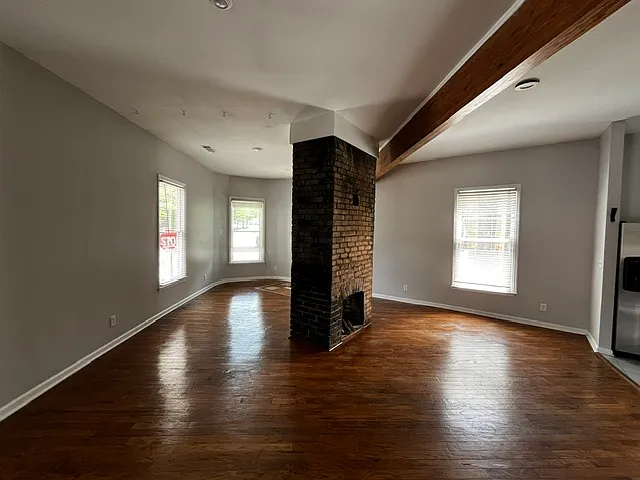 240 Boulevard — Photo 3