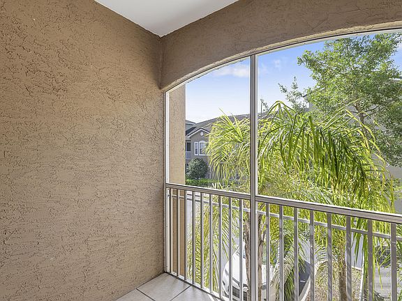 5th image of 10075 N Gate Pkwy #1913