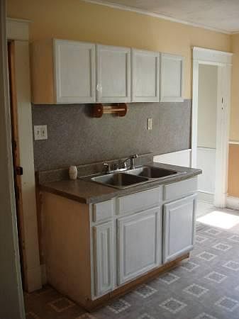 1st image of 48 Union St Fl 2nd