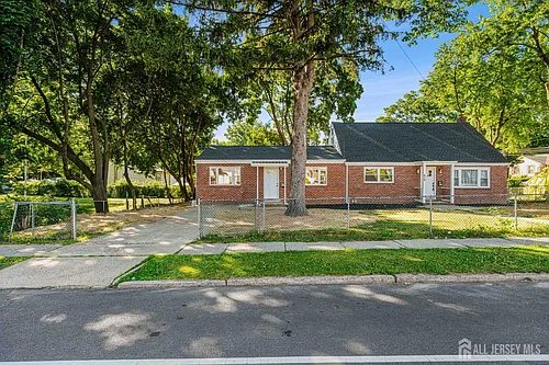 614 Remsen Ave #1 Photo 1