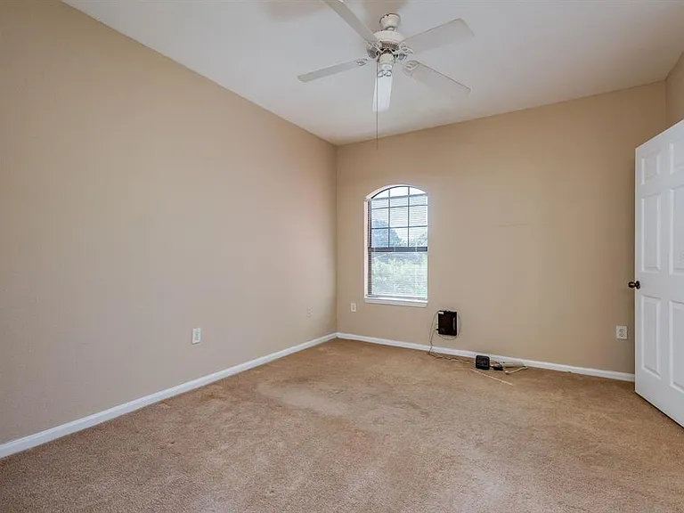 2107 Portofino Pl #30-3025 — Photo 32