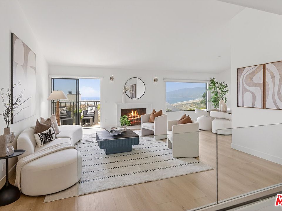 1st image of 6762 Las Olas Way