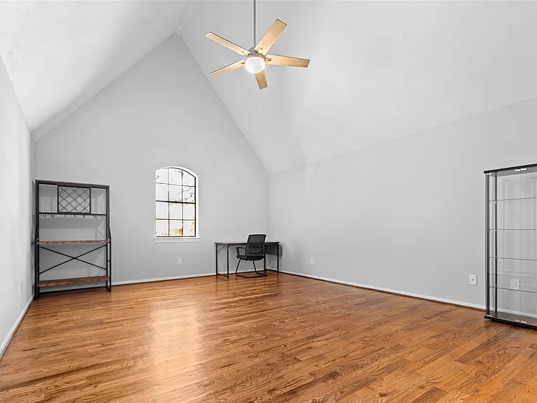 21203 Lochmere Ln — Photo 29