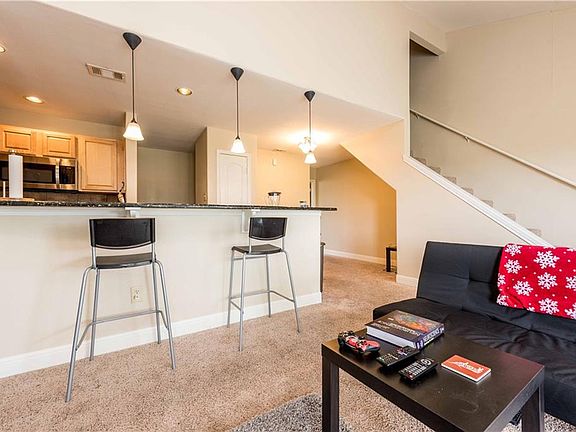 4th image of 2612 San Pedro St APT 220
