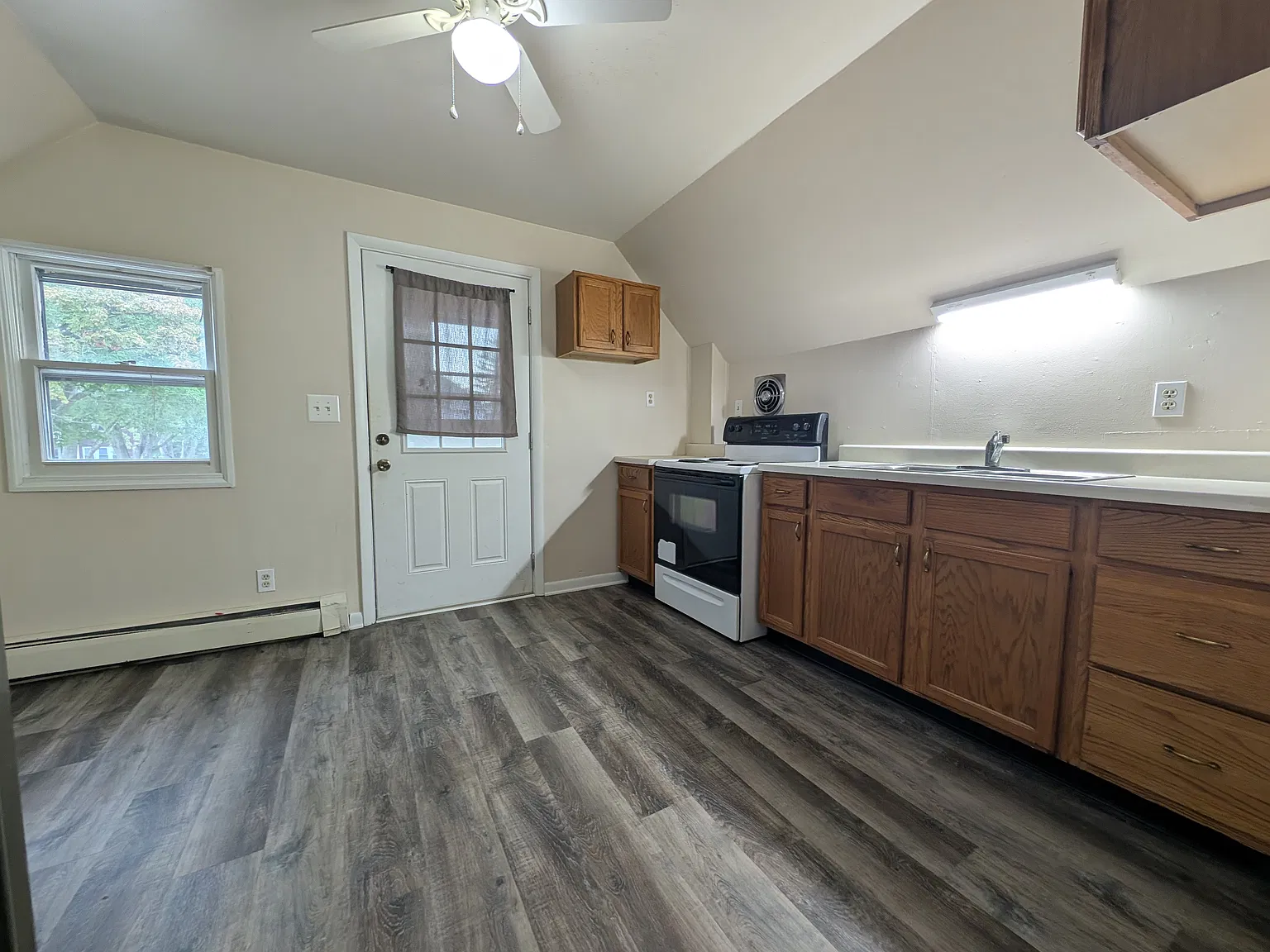 2 bed, $750 — Photo 4