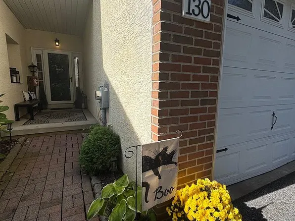 130 S Walnut St, Kennett Square, PA 19348