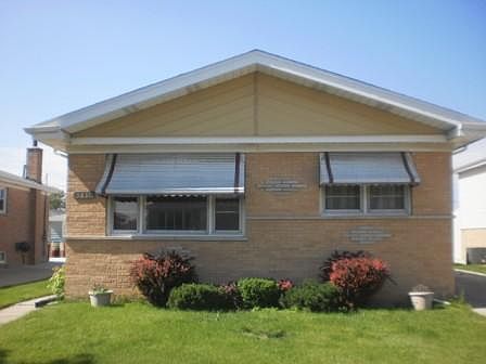 1st image of 3831 N Emerson Dr