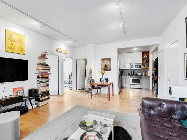 38 Delancey Street image 1 of 8