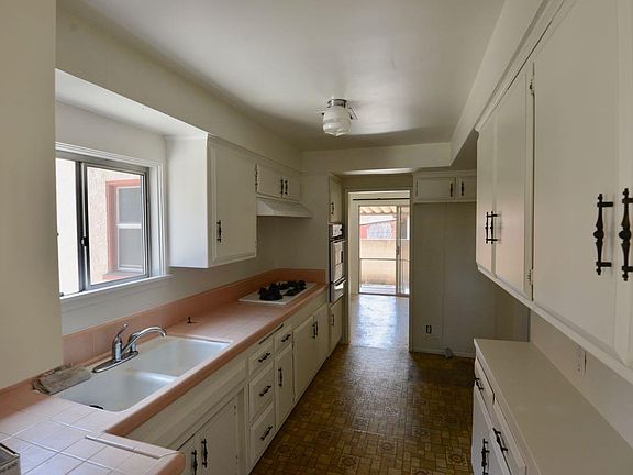 5th image of 9828 E Naomi Ave