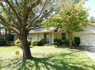 206 Tiverton St, Fayetteville, NC 28314