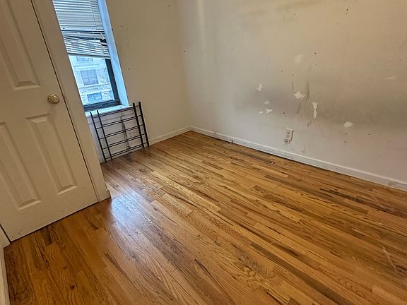 3rd image of 128 Sherman Ave #13