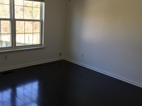 1st floor master
