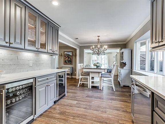 4th image of 9939 Tanglevine Dr