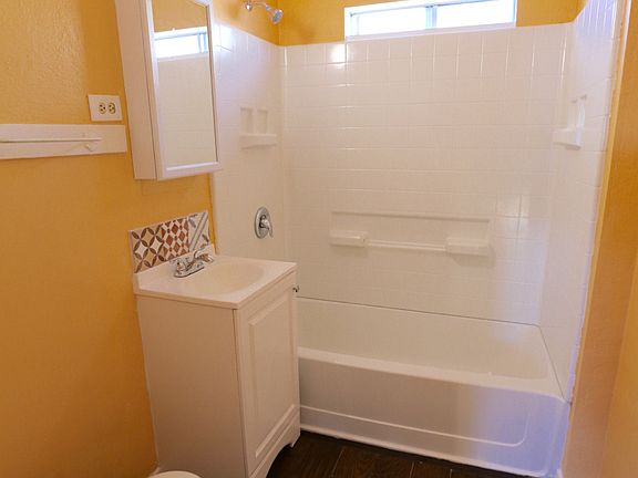 3rd image of 407 W San Ysidro Blvd APT 7