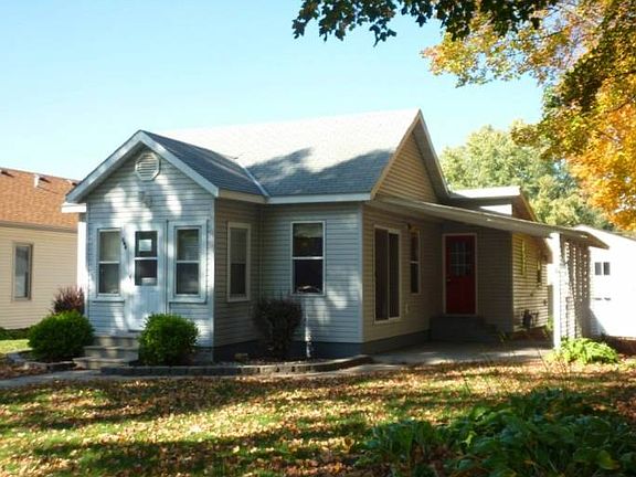2nd image of 306 W 2nd St