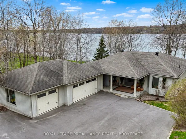 76 Spithead Rd, Frontenac Islands, ON K7G 2V6