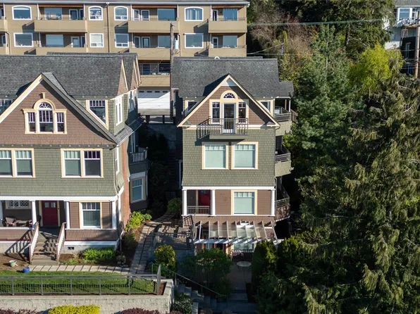 1000 N Garden Street #B301, Bellingham, WA 98225