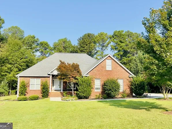 201 Greystone Dr, Milledgeville, GA 31061