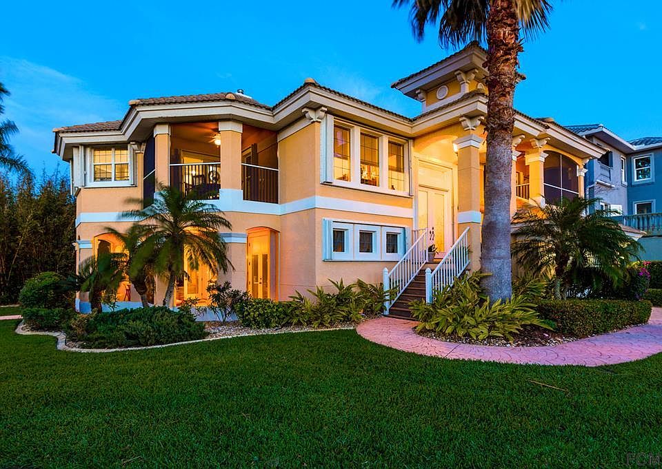 1st image of 131 Coquina Key Dr