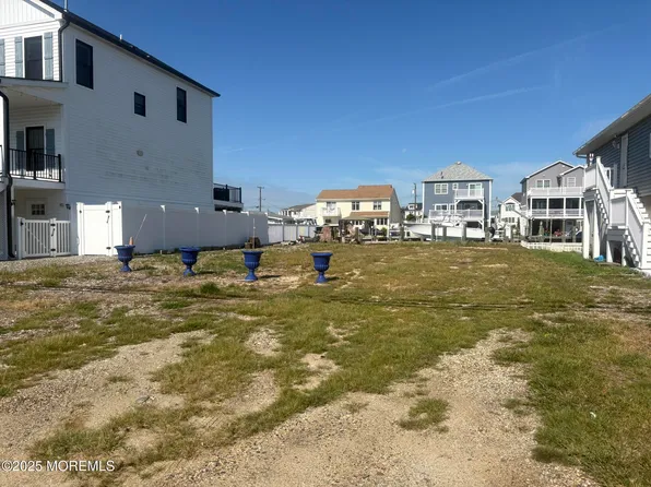 6 Cadiz Drive, Brick, NJ 08723