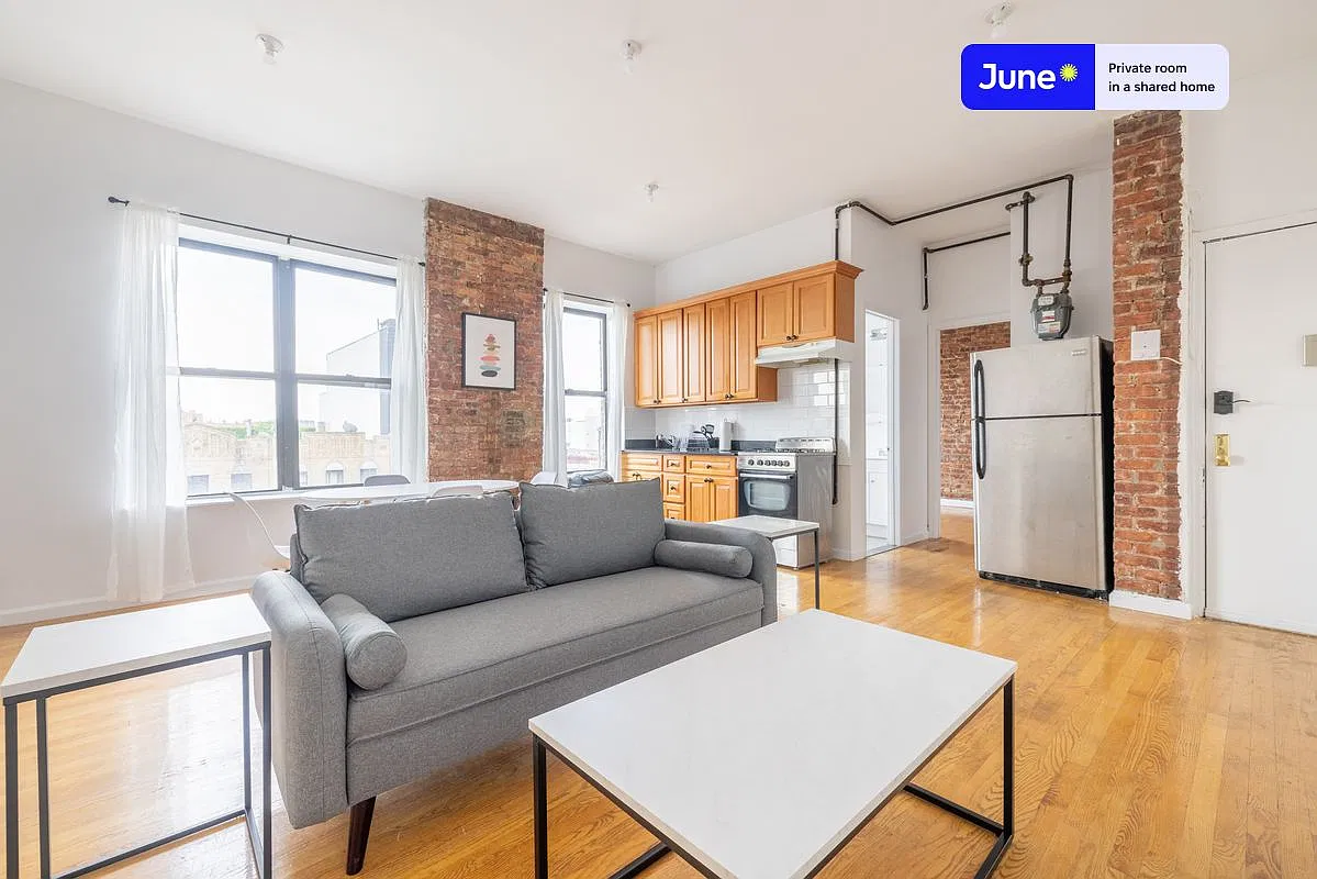 Full bedroom in 2 bed/1 bath home in Crown Heights #1327 B — Photo 3