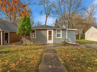 N22W28818 Oak Ln, Pewaukee, WI 53072